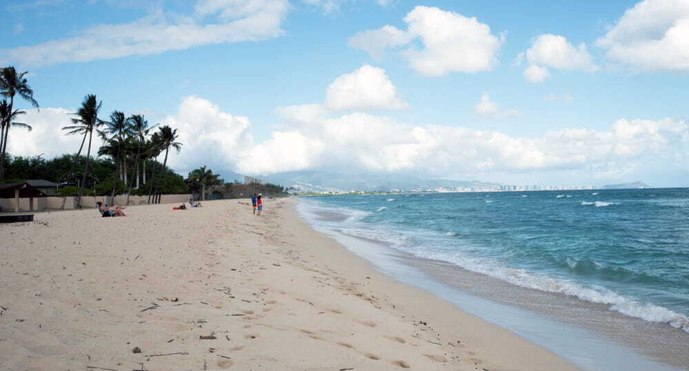 White Plains Beach with a far view of Diamond Head.