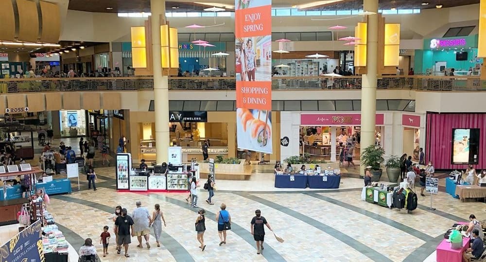 The center of Windward Mall.