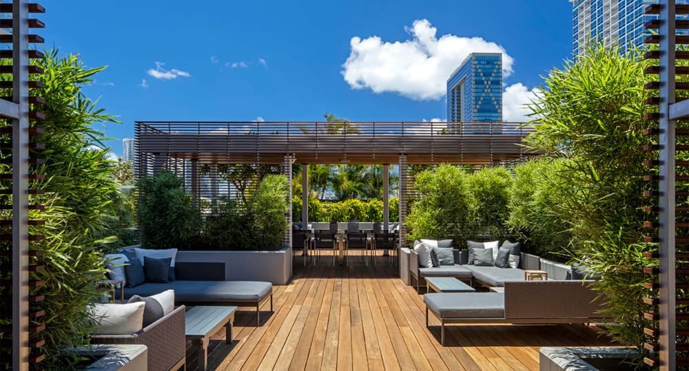 Amenity deck on the 7th floor.